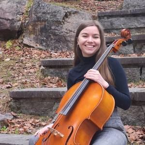 Meet your Posher, Caroline